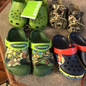 Boys CROCS Size 10/11